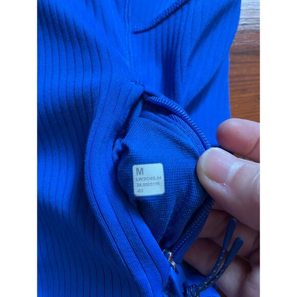 Lululemon It's Rulu Blue Cropped Half Zip Updated - Sz Med - Picture 11 of 11